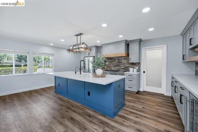 1601 Apricot Way, Brentwood, CA 94513
