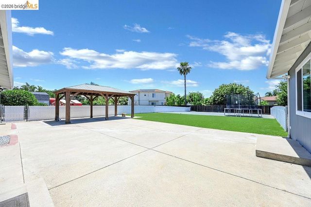 1601 Apricot Way, Brentwood, CA 94513