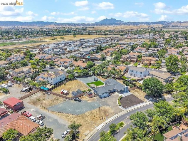1601 Apricot Way, Brentwood, CA 94513