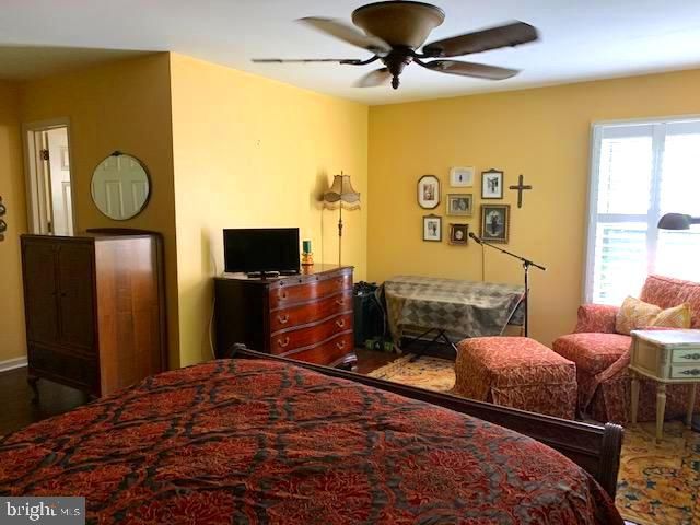 17 RANDOLPH CT, Newtown, PA 18940