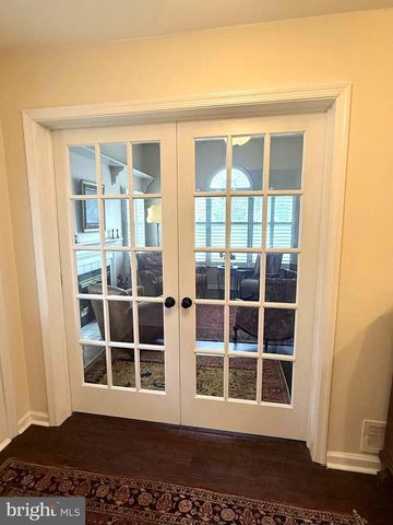 17 RANDOLPH CT, Newtown, PA 18940