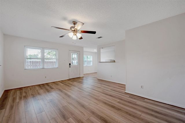 910 Judiway Street, Houston, TX 77018