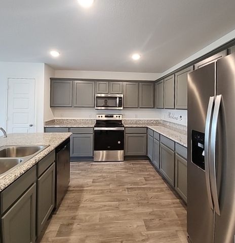 633 Quail Meadows Drive, Cleburne, TX 76031
