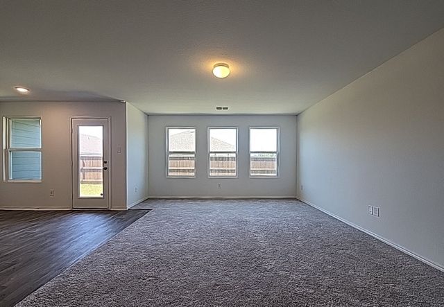 633 Quail Meadows Drive, Cleburne, TX 76031