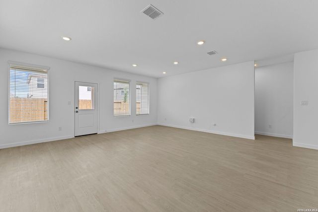 9423 Dassler Springs, Converse, TX 78109