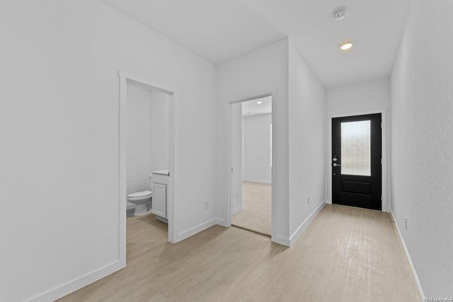 9423 Dassler Springs, Converse, TX 78109