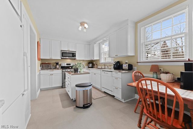 875 Homewood Avenue, Salem, OH 44460