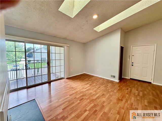 111 Lindsey Court 3416, Franklin, NJ 08823