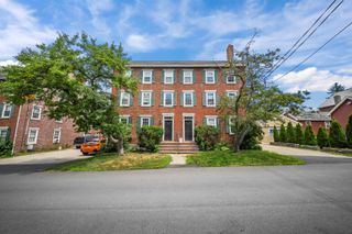426 Second St # 1, Rollinsford, NH 03869
