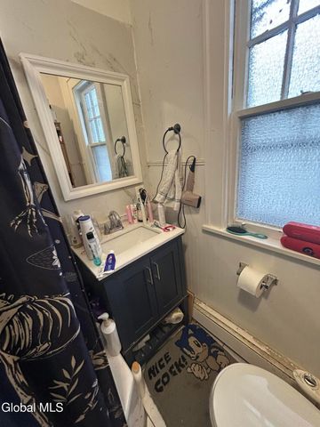 30 Austain Avenue, Albany, NY 12205