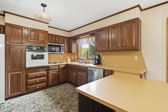 4705 June Drive, Kingsport, TN 37664
