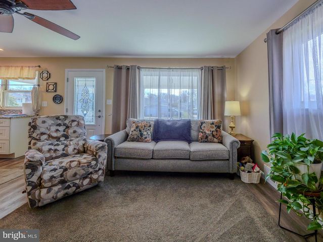 708 JAMES CIR, Swarthmore, PA 19081