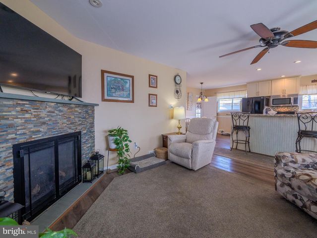 708 JAMES CIR, Swarthmore, PA 19081