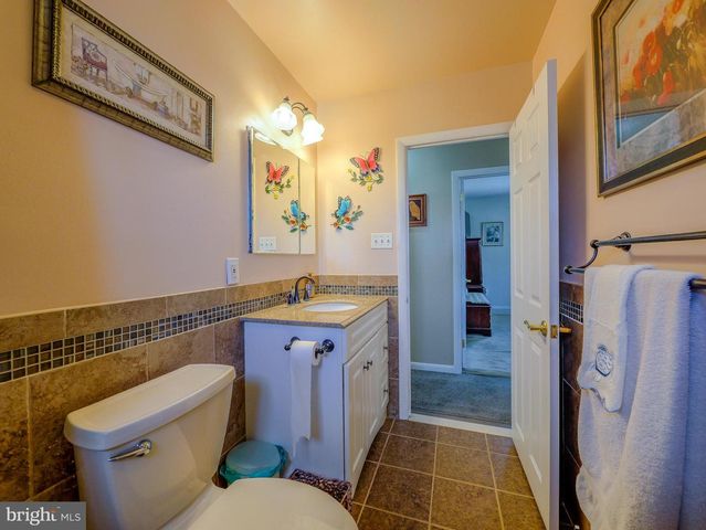708 JAMES CIR, Swarthmore, PA 19081
