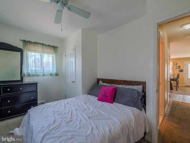 708 JAMES CIR, Swarthmore, PA 19081