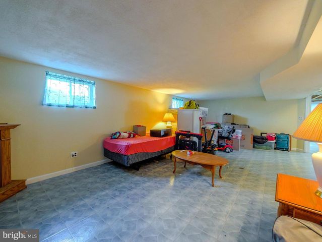 708 JAMES CIR, Swarthmore, PA 19081