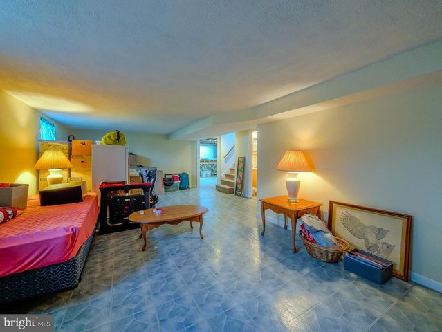 708 JAMES CIR, Swarthmore, PA 19081