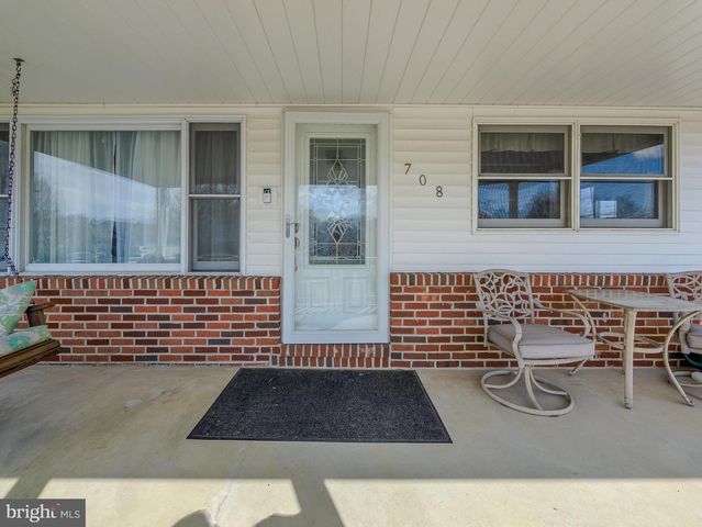 708 JAMES CIR, Swarthmore, PA 19081