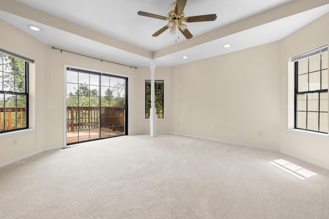 11448 Madrone Ct, Auburn, CA 95602