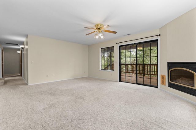 11448 Madrone Ct, Auburn, CA 95602