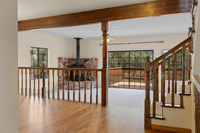 11448 Madrone Ct, Auburn, CA 95602