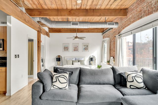 210 Broadway 304, Everett, MA 02149