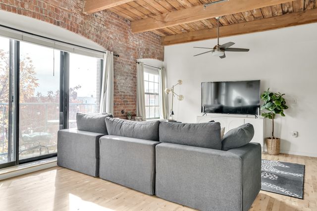 210 Broadway 304, Everett, MA 02149