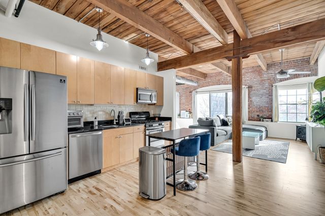 210 Broadway 304, Everett, MA 02149