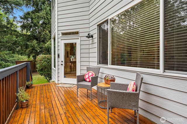 835 SW 355th Court, Federal Way, WA 98023