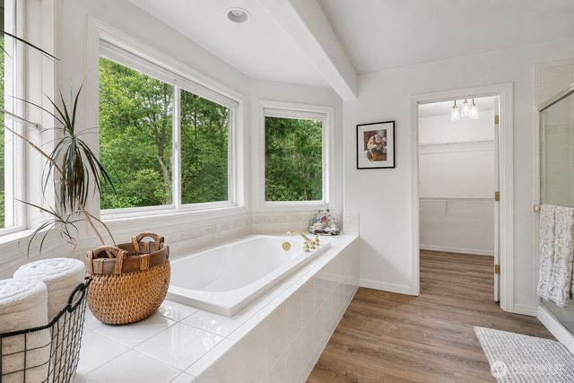 835 SW 355th Court, Federal Way, WA 98023