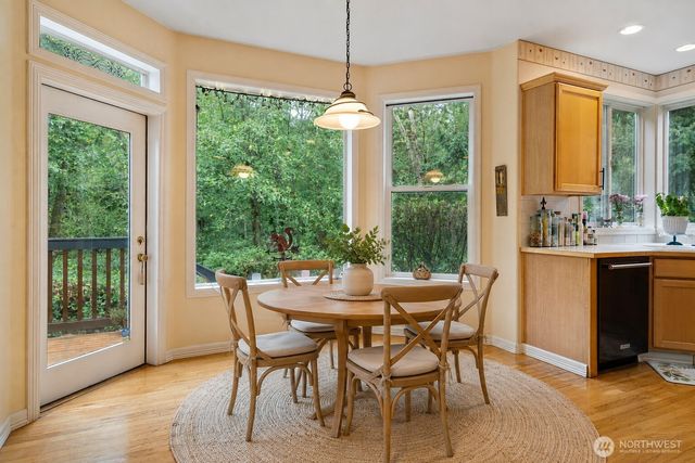 835 SW 355th Court, Federal Way, WA 98023