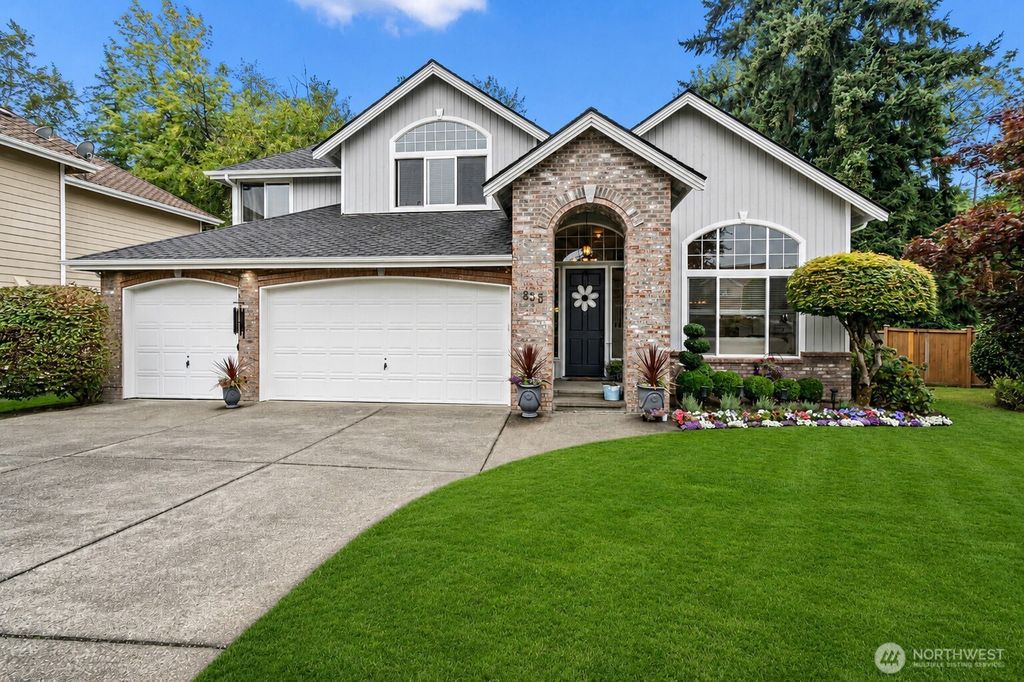 835 SW 355th Court, Federal Way, WA 98023