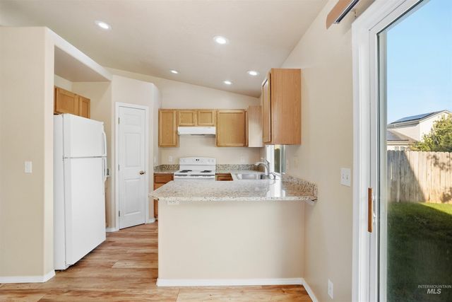 1209 Gold Creek Dr, Caldwell, ID 83607