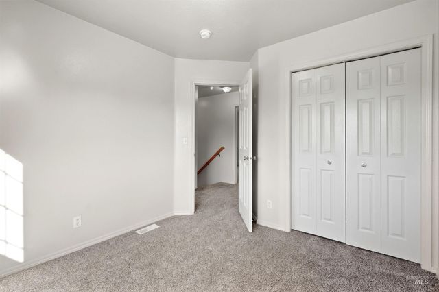 1209 Gold Creek Dr, Caldwell, ID 83607