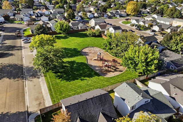 1209 Gold Creek Dr, Caldwell, ID 83607