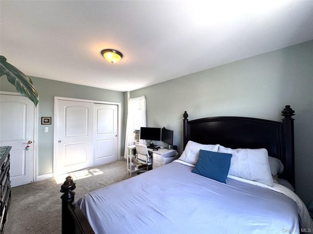141-02 78th Road 3K, Flushing, NY 11367