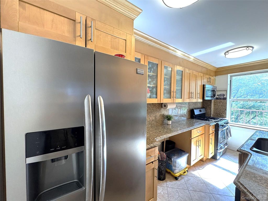 141-02 78th Road 3K, Flushing, NY 11367 — photo 5