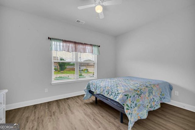 817 Hidden Hollow Circle, Commerce, GA 30529