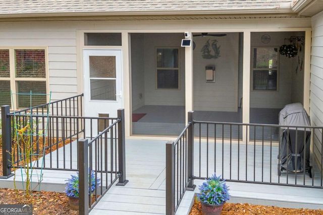 817 Hidden Hollow Circle, Commerce, GA 30529