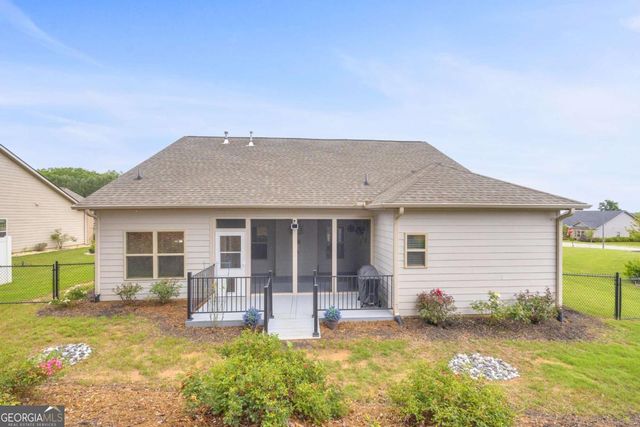 817 Hidden Hollow Circle, Commerce, GA 30529