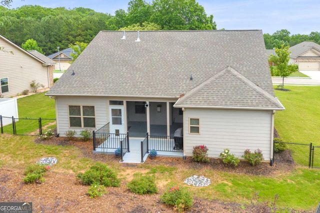 817 Hidden Hollow Circle, Commerce, GA 30529