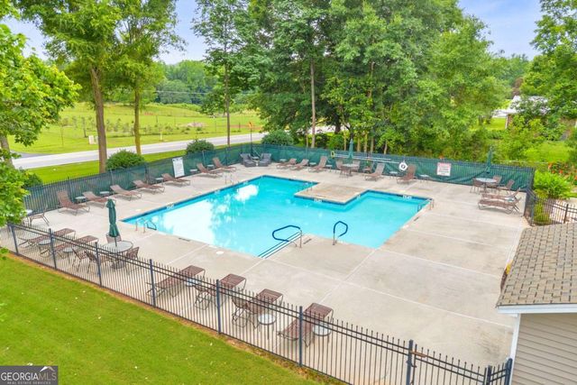 817 Hidden Hollow Circle, Commerce, GA 30529