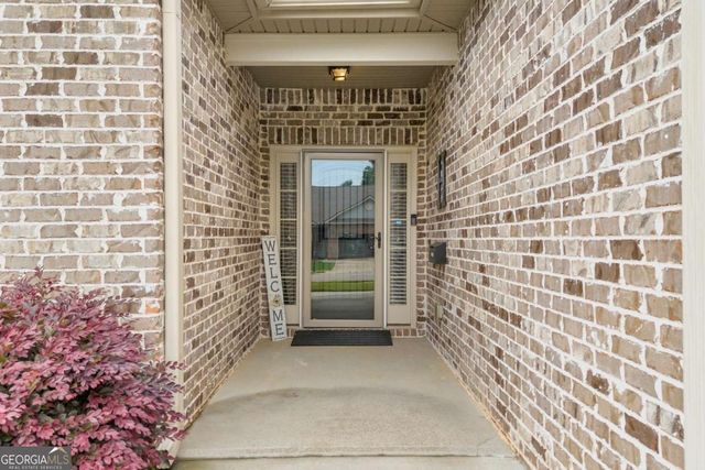 817 Hidden Hollow Circle, Commerce, GA 30529
