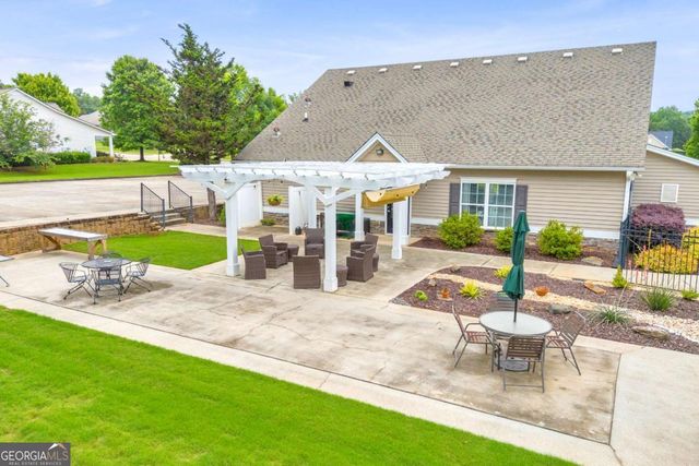 817 Hidden Hollow Circle, Commerce, GA 30529