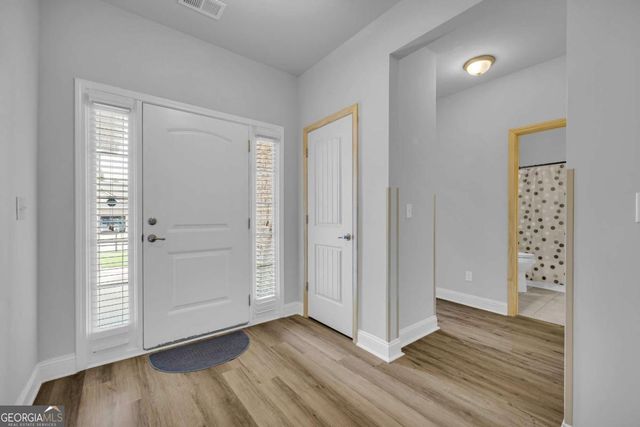 817 Hidden Hollow Circle, Commerce, GA 30529