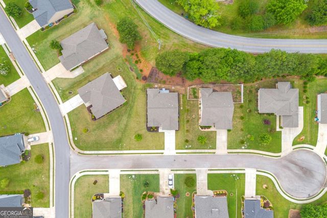 817 Hidden Hollow Circle, Commerce, GA 30529