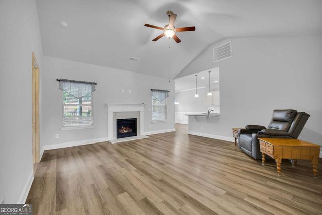 817 Hidden Hollow Circle, Commerce, GA 30529