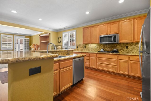 5876 Greyville Place, Rancho Cucamonga, CA 91739