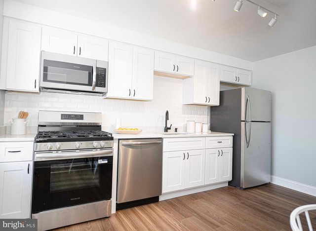 531 N DECKER AVE, Baltimore, MD 21205