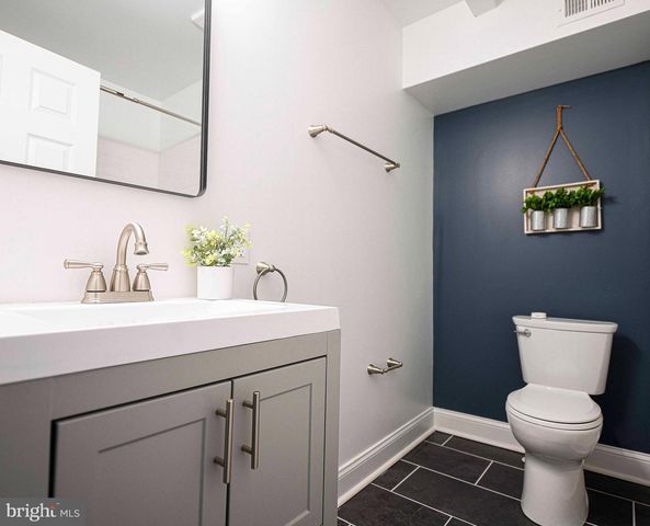 531 N DECKER AVE, Baltimore, MD 21205